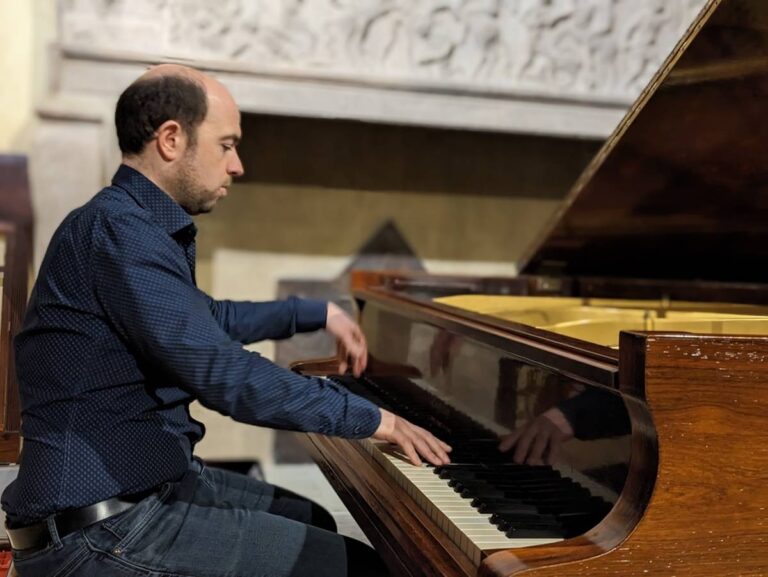 L’histoire d’un heureux hasard ou comment un piano rare qui a appartenu à Claude Debussy s’est retrouvé à Brive